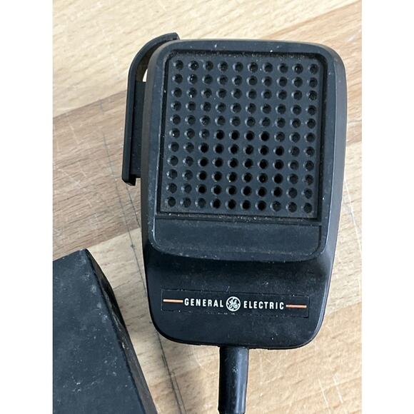 General Electric GE 3-5808A CB Radio Mobile Transceiver w/ Mic Vintage Untested - Picture 5 of 7